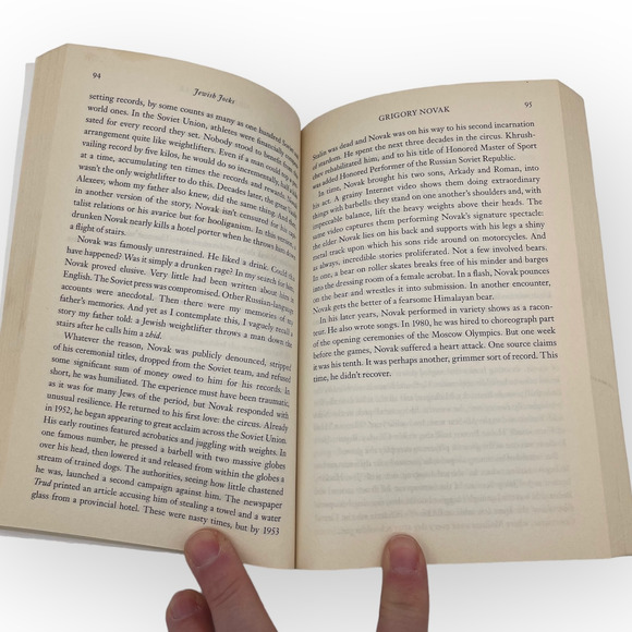 Jewish Jocks: Hall of Fame - Sports Icons & Heroes Book - Picture 3 of 7